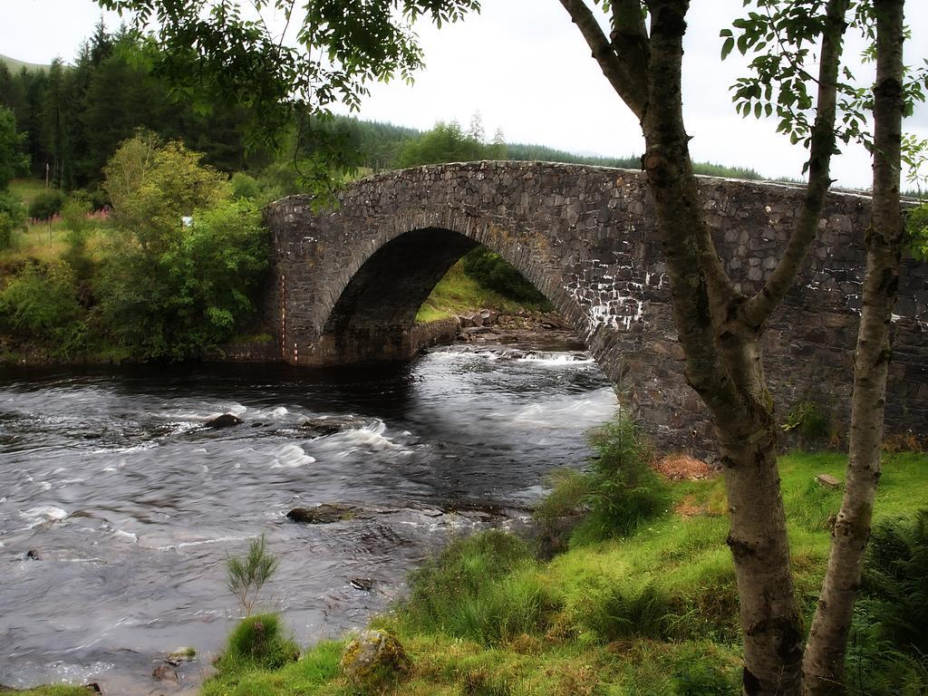 Bridge Of Orchy Hotel Экстерьер фото
